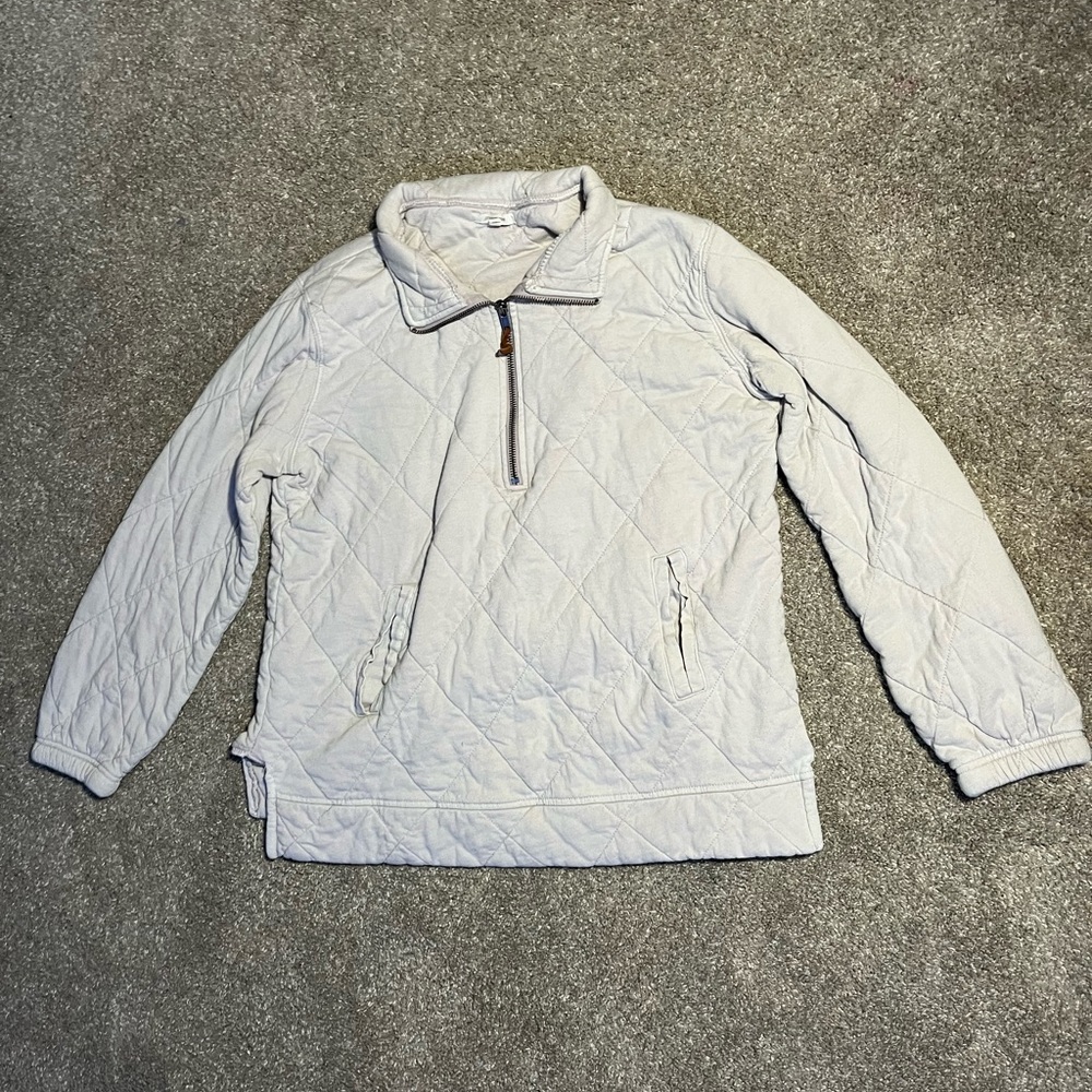 Light purple women’s sweater with zip